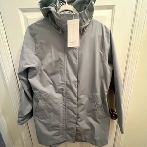 NWT! Athleta Forecast Shell, in light blue, sz L